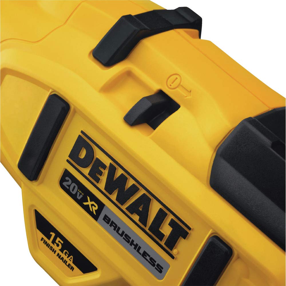 20V MAX XR 15 Gauge Angled Finish Nailer H424