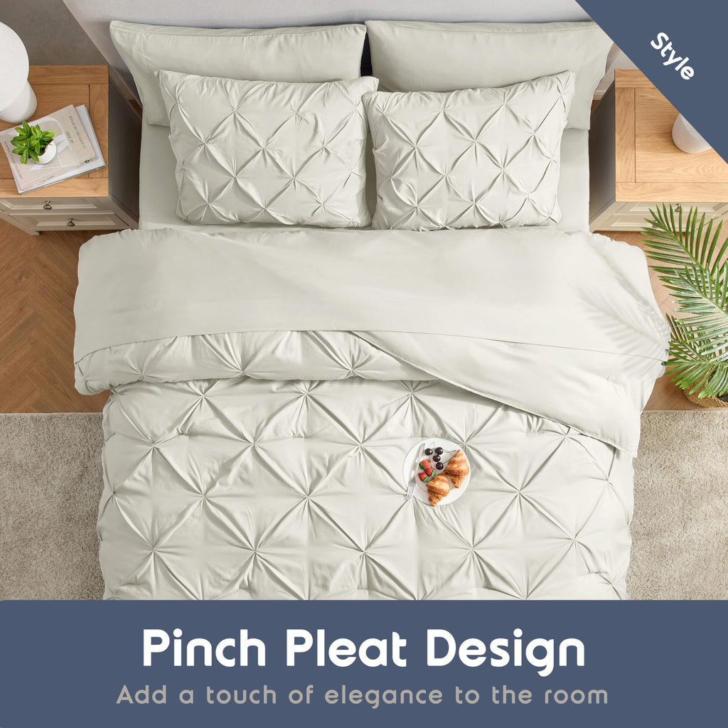 Off White Pinch Pleated 9 Piece King Comforter Set A123