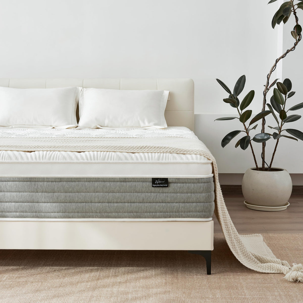 12 Inch Medium Firm Full Size Hybrid Mattress in a Box L589930